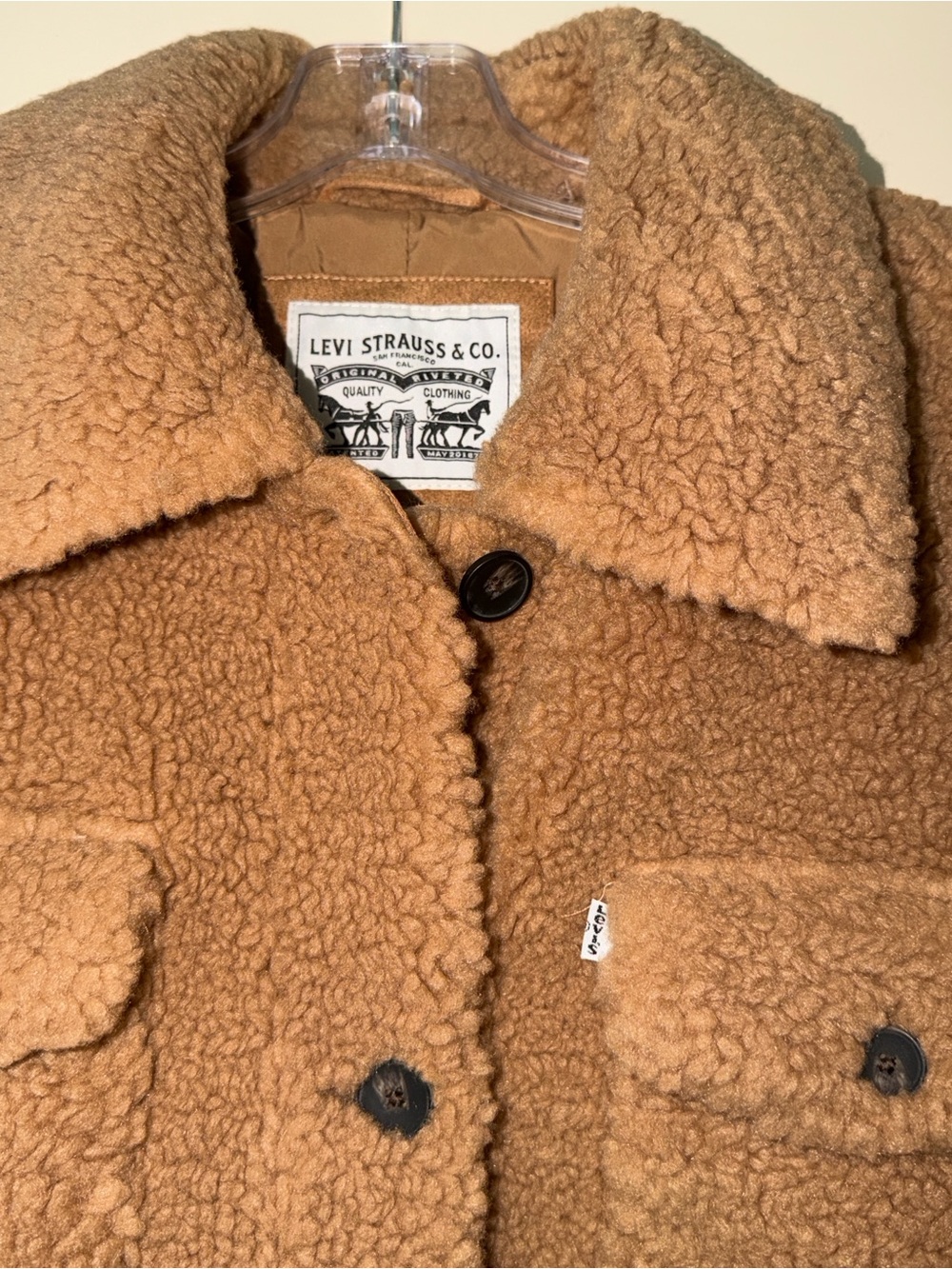 Levi's Women’s Reversible Sherpa Jacket. L 23 inches,